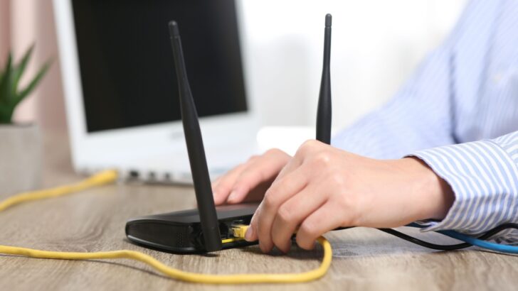 The FBI Warns Against Using These Unsafe Wi-Fi Routers