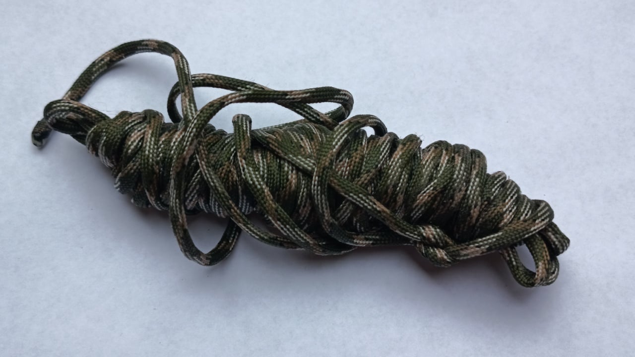 Paracord in a white background 