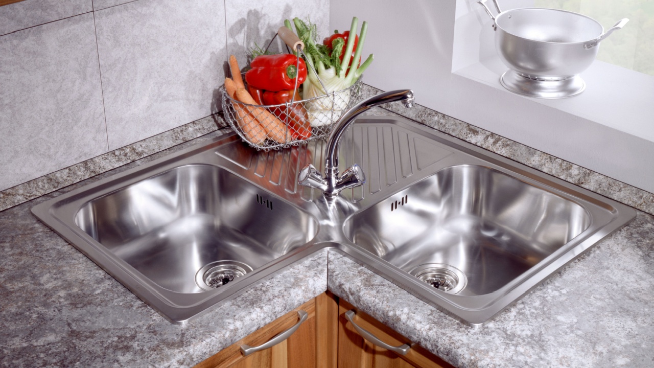 Kitchen corner with steel sink