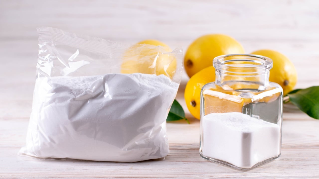 Cleaners from natural eco-friendly products: lemon and baking soda. Organic cleaners.