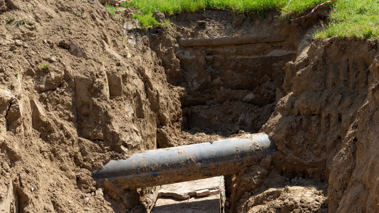 Sewer pipe burst repair. Accident of water supply and drainage. Repair of the heating system before the heating season.