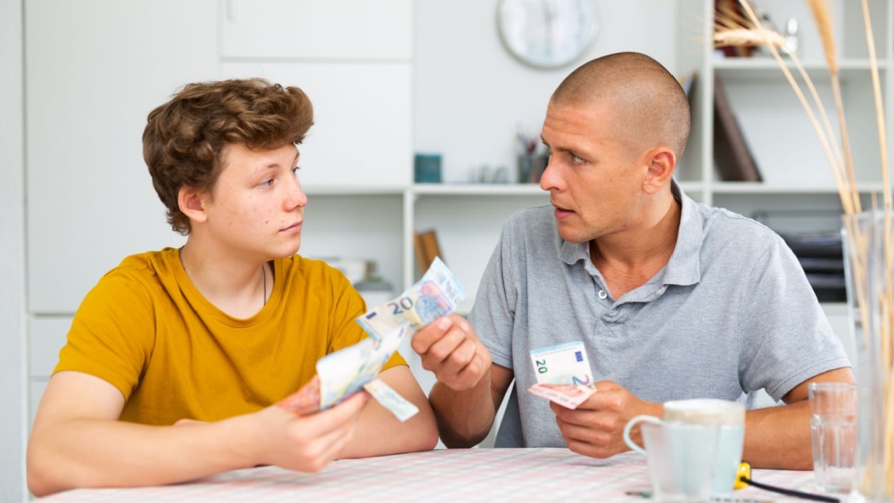 Teenager son asking father to give him walking-around money
