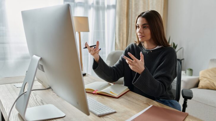 These Are Some of the Most Lucrative Side Jobs in America Right Now