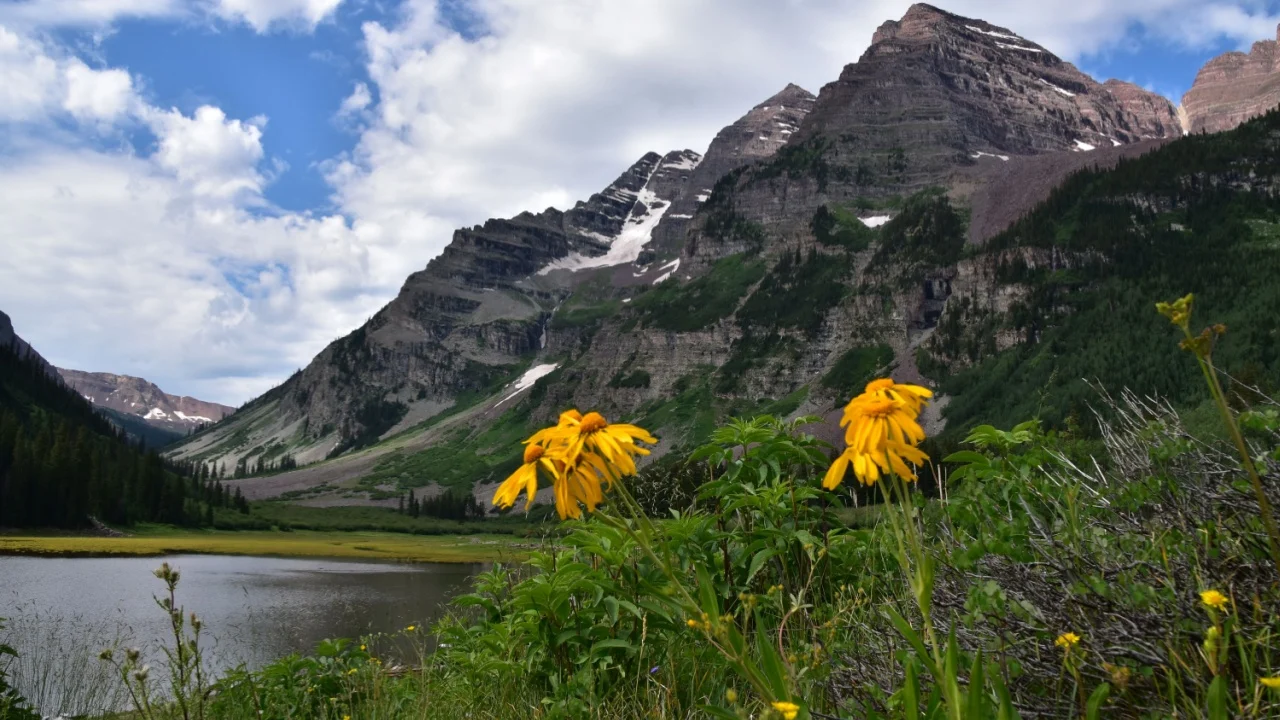Maroon Peak in Aspen Colorado