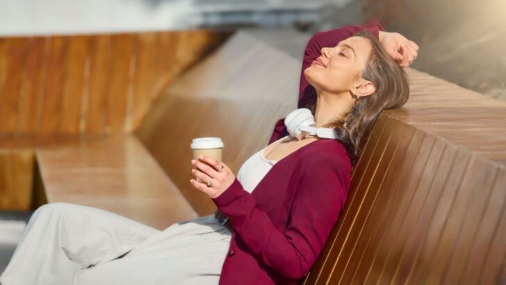 7 Hacks That’ll Make Your Mornings Less of a Drag