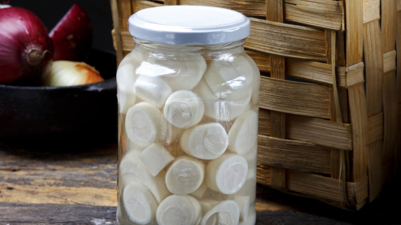 Glass jars with heart of palm