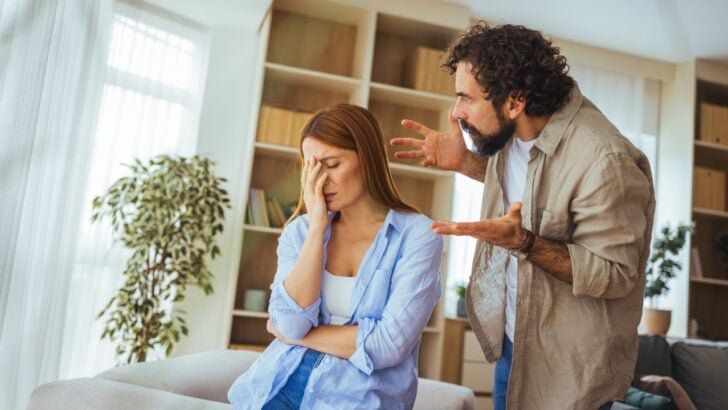 10 Reasons People Feel Lonely Even When They’re Married