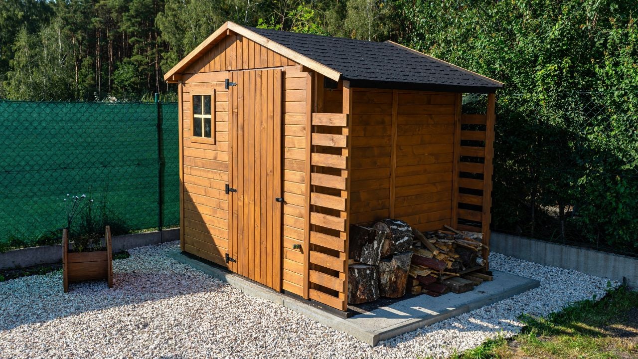 garden shed tools backyard