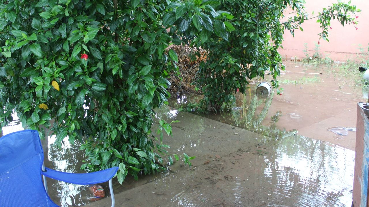 water running through yard after rain