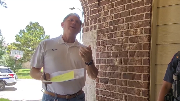 Texas School Visit Sparks Confused Anger After Officials Enter Child’s Room Alone