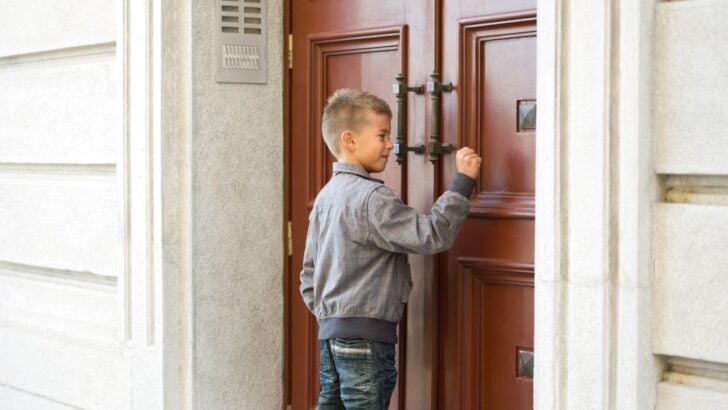 A Neighbor Kid Won’t Stop Coming Over—and Parents Are Divided on What to Do