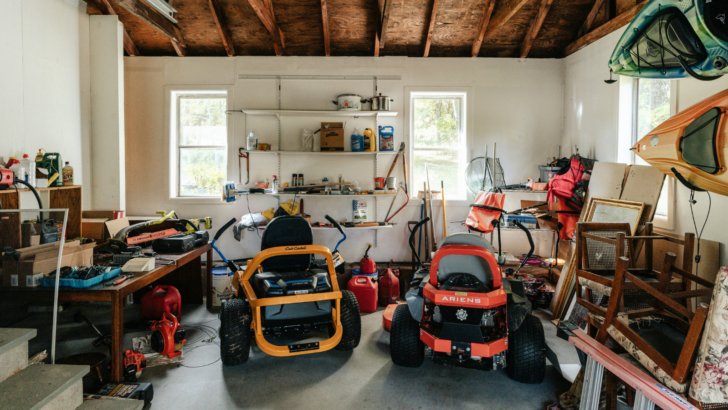 A Nevada HOA Says the Garage Can’t Be Used for Storage. Homeowners Are Wondering If It’s Legal