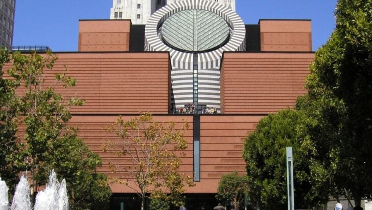 Walk Beneath Nearly 75,000 Handmade Kites at San Francisco MOMA for Free