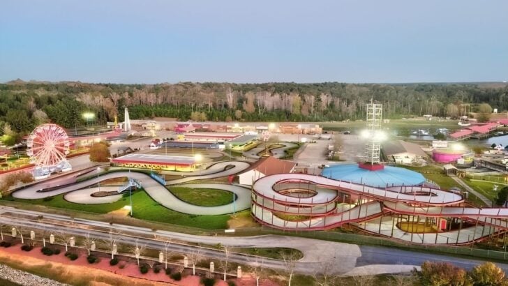 It’s the Final Weekend Popular Georgia Theme Park, Closing This Sunday for Good