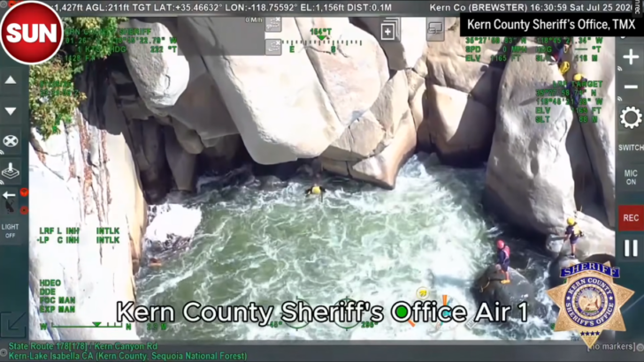 A California Sherrif’s Office Works Quickly to Rescue a Woman That Fell Into the Kern River