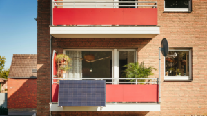 Redditor complains about balcony situation with their neighbors.