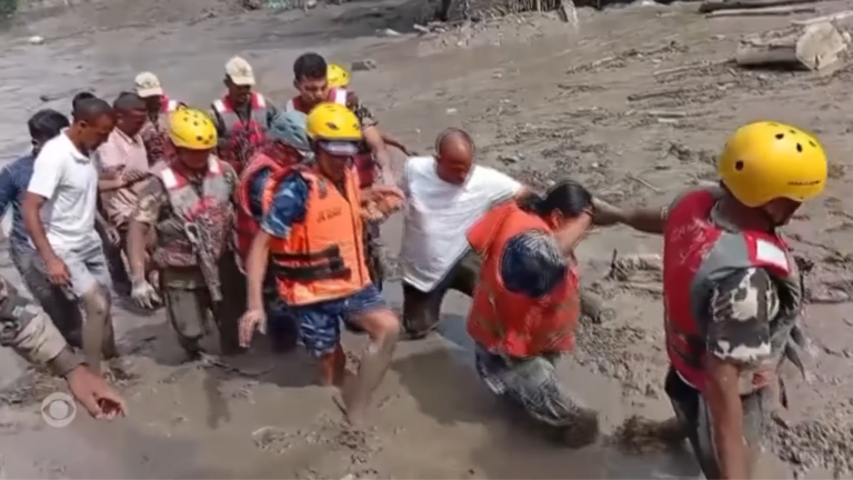 nepal-flood-rescue.