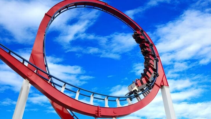 Roller Coaster Malfunction Leaves 18 Riders Stranded Above Texas Amusement Park