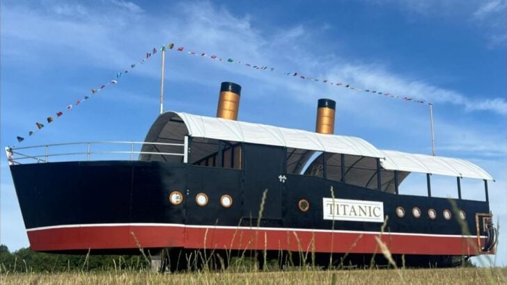 Titanic-Themed Children’s Slide Draws Criticism at UK Fruit Farm, But Has Decided Not to Change It