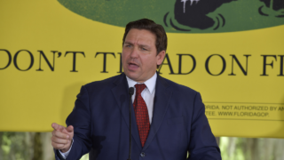 desantis.