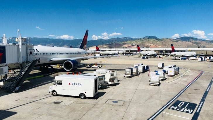 TSA is Bringing Gateside Reunions and Goodbyes Back to 13 U.S. Airports