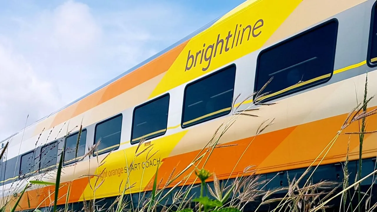 brightline-train.