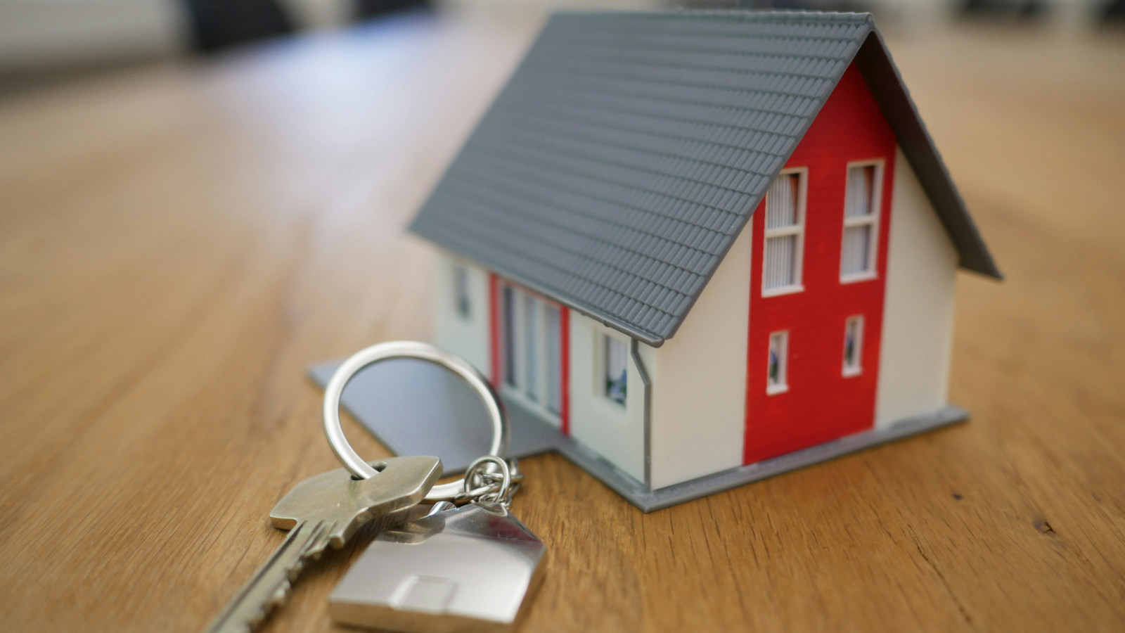 stock image of house and keys.