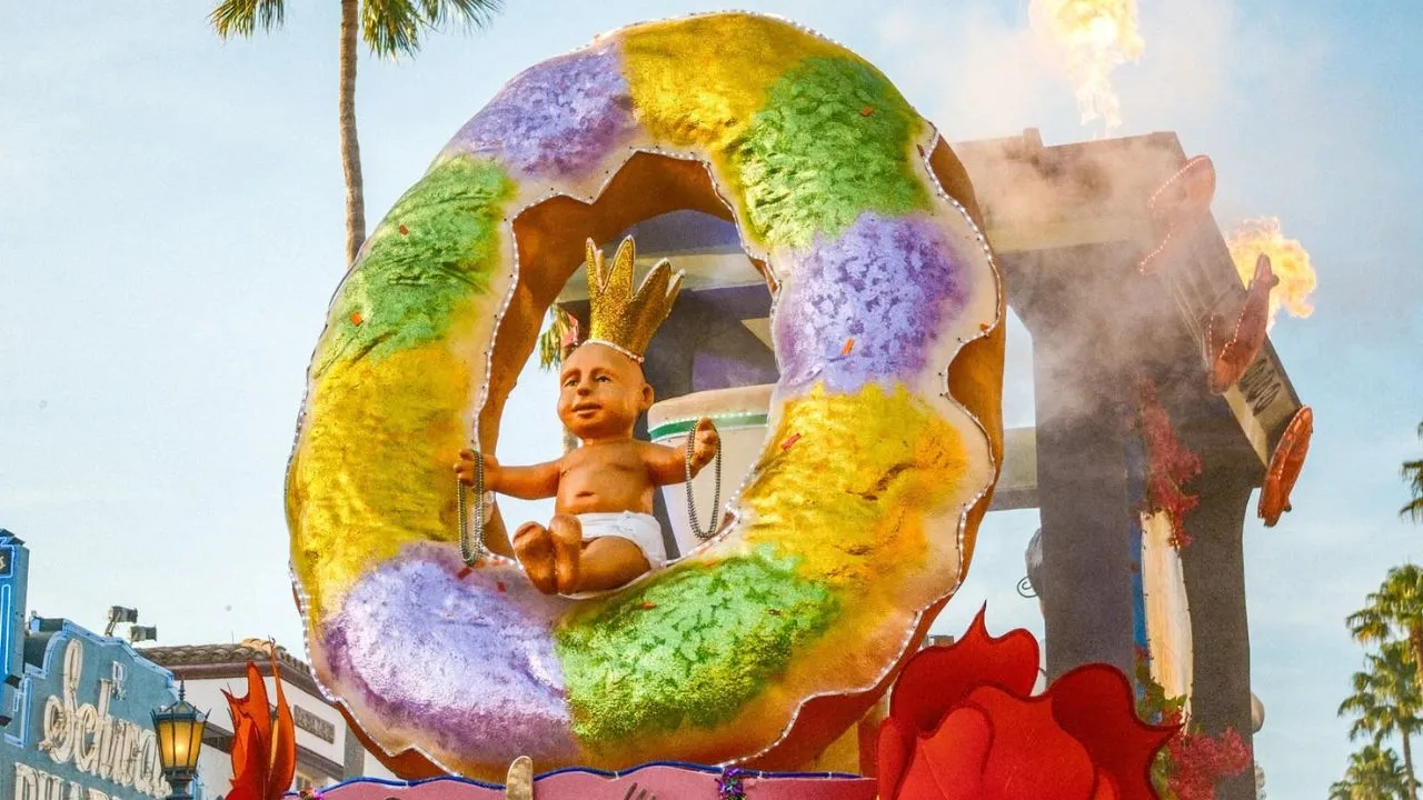 universal-mardi-gras.