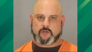 Nebraska Man With Warrant for Arrests Insists He Has to Get Home to His Kids, Deputies Say
